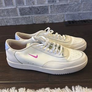 Mens Nike sneakers